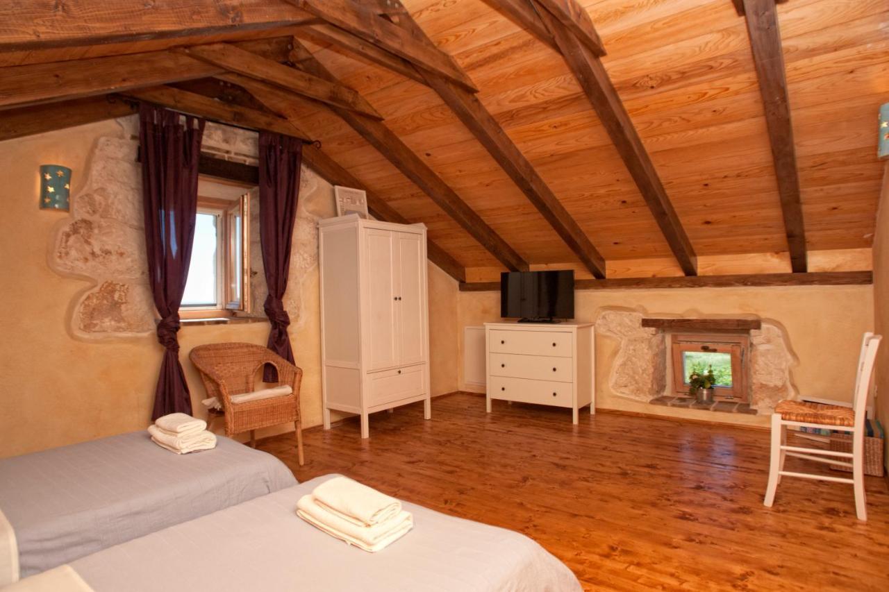Villa Lauriana Diminici ภายนอก รูปภาพ