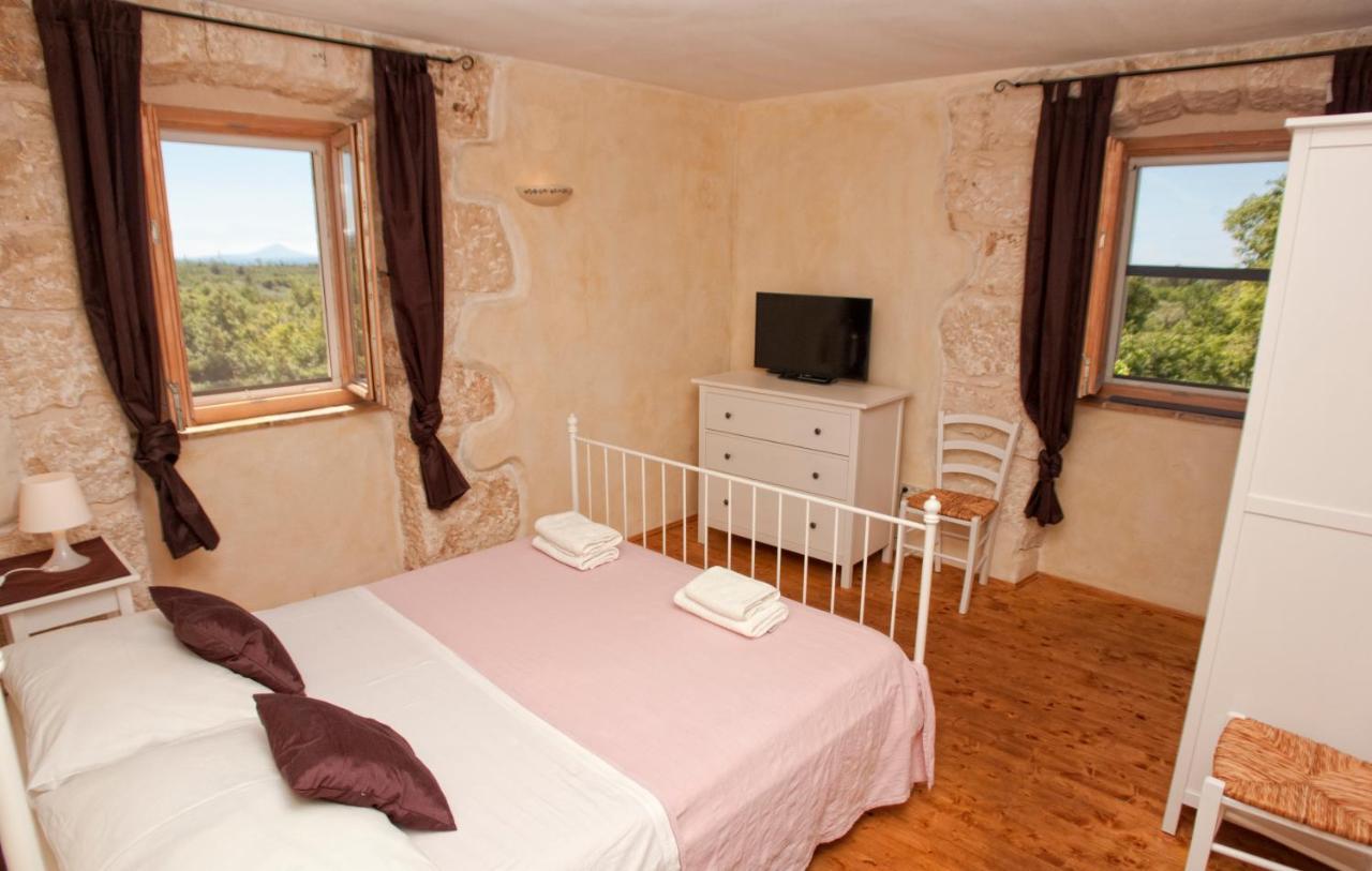 Villa Lauriana Diminici ภายนอก รูปภาพ